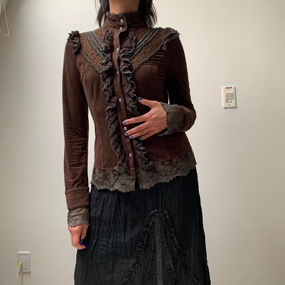 (SOLD) Fairy Grunge Lace Brown Button-Up - Picture 5 of 5